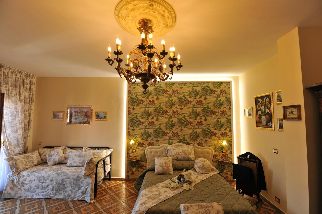 B&B Le Cycas Кастелламмаре-ди-Стабия Экстерьер фото