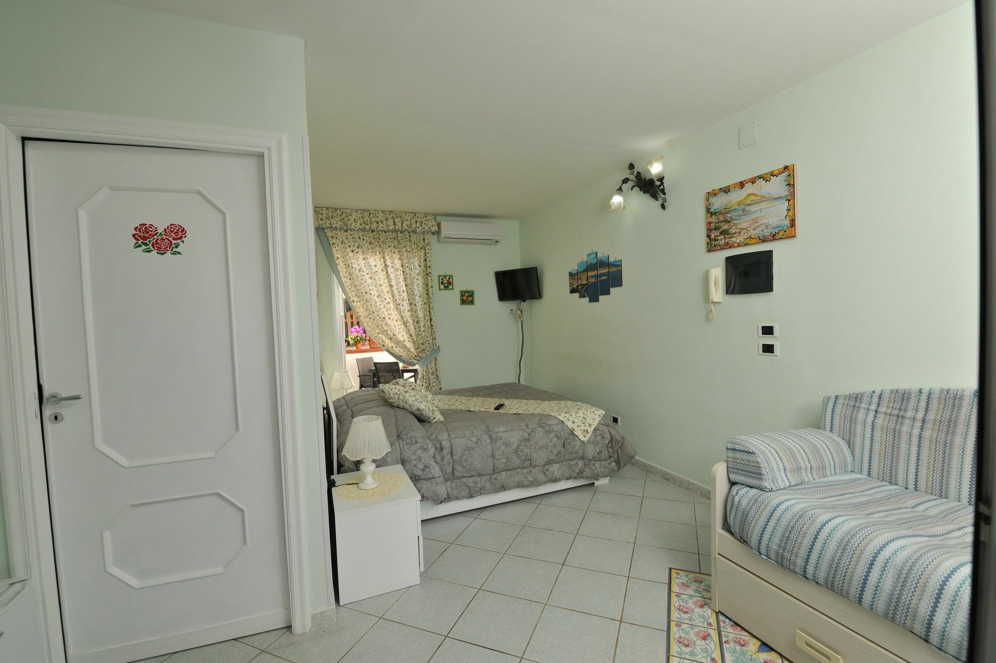 B&B Le Cycas Кастелламмаре-ди-Стабия Экстерьер фото
